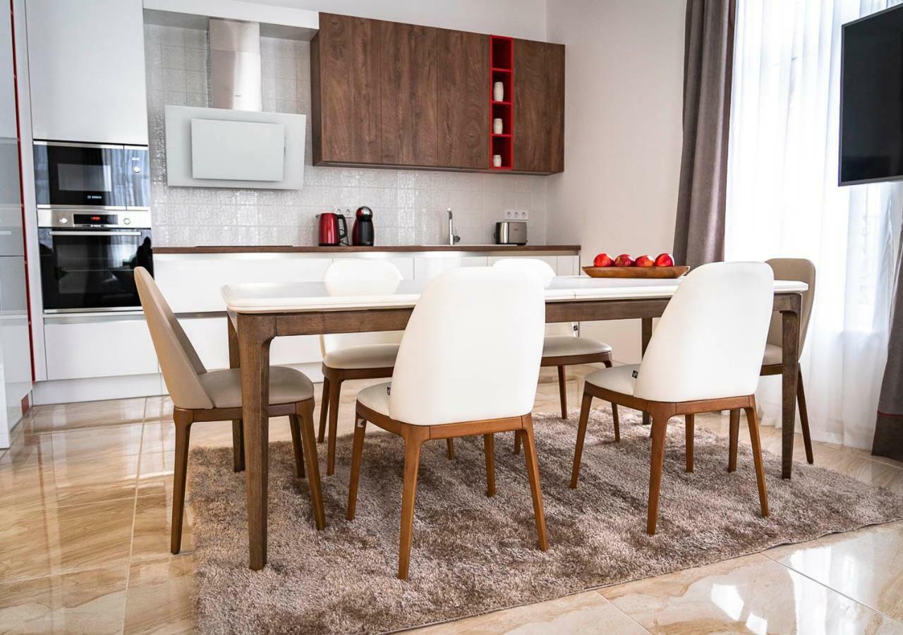 Kapartments Varna Esterno foto