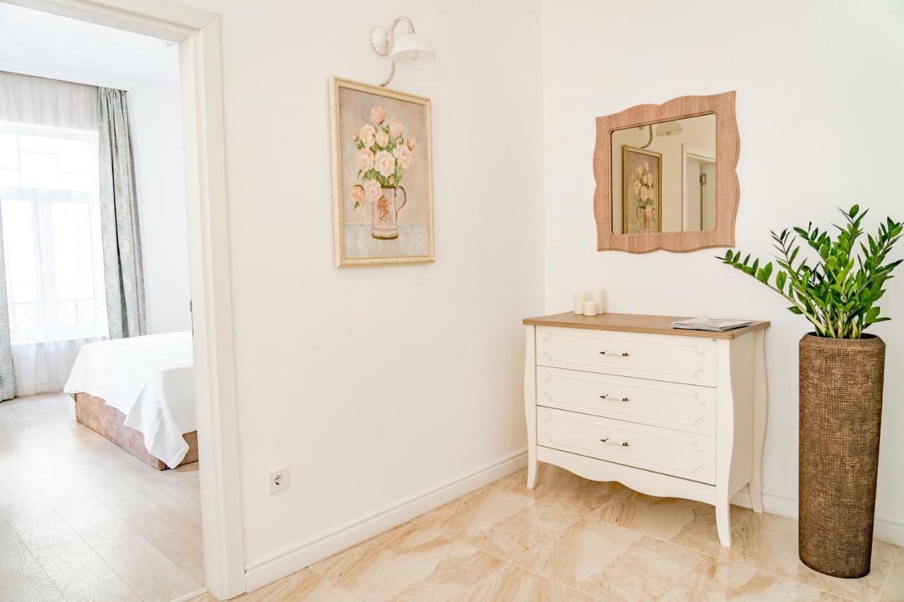 Kapartments Varna Esterno foto