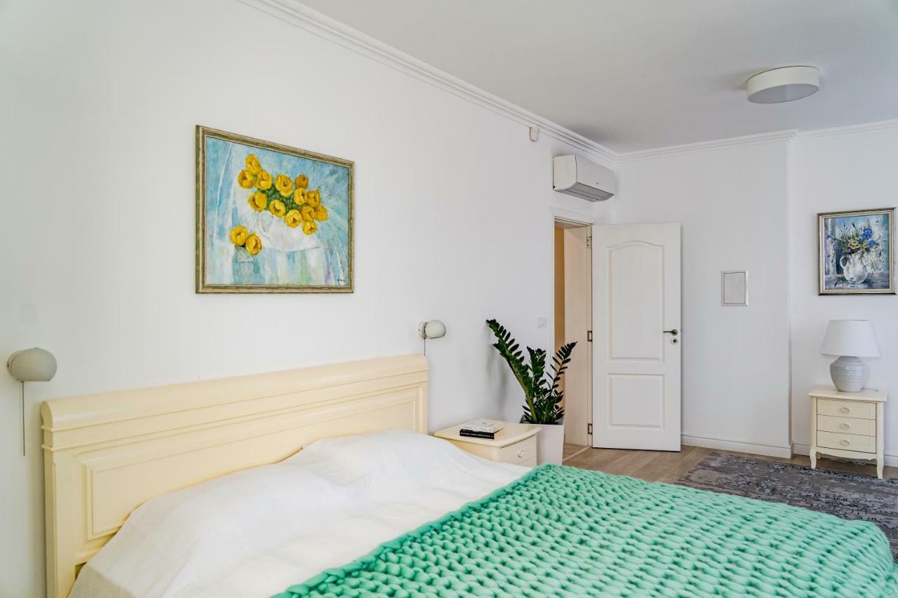 Kapartments Varna Esterno foto