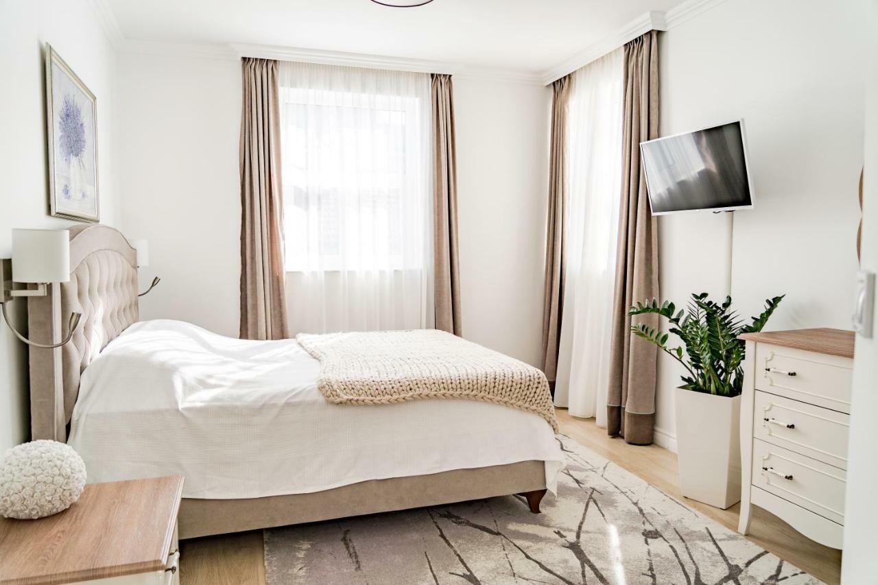 Kapartments Varna Esterno foto
